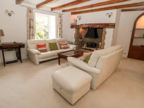 1A Chantry Place - Image 3