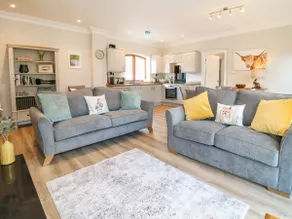 Avenue Croft - Image 3