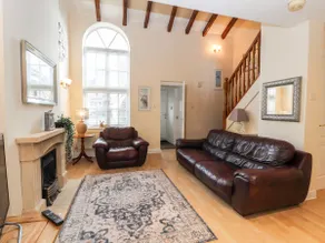 45 Benton - Image 3
