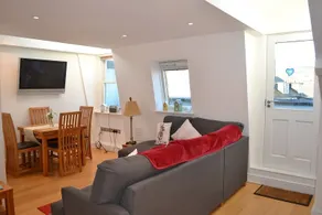 Contemporary Apt, Parking, Seaside, Shaldon, Devon - Image 2