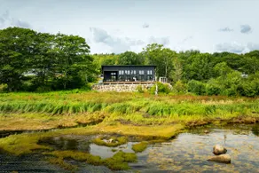 Dreamy Oceanfront Escape- Hot tub & Sauna - Image 2