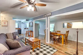 Pet-Friendly Murphy Home: Grilling Deck + Fire Pit - Image 4