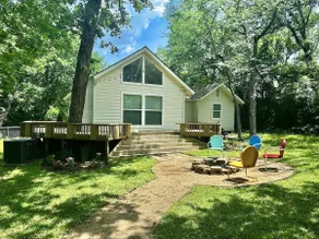 Century Oak Retreat ~ Aggieland Vacation Rentals - Image 2