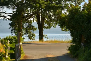 The Bayside Cottage by EMR Vacation Rentals - Image 4