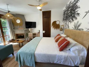 Cozy studio apartment in the plaza. Fireplace, A/A - Image 4