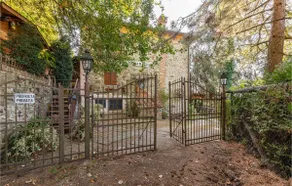 Awesome home in Villa of Piteccio - Image 5