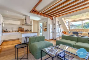 Charming Duplex in the Heart of the Village - Image 2