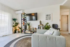 Appartement avec jardin, terrasse et barbecue | Vue jardin - Image 5
