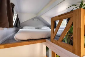 Yellow Tiny House - Image 5