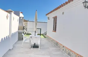 Villa mit privatem Pool - Image 2