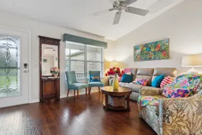 Charming Designer Home Near Lake Sumter - Image 4