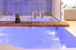 Slow Life · Spa Suite & Starry Sky - Image 5