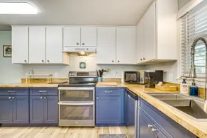 Waterfront Florida Abode w/ Deck, Grill & Fire Pit - Image 3