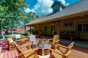 Patio Oasis w/ Hot Tub! Lake Livingston Estate - Image 3