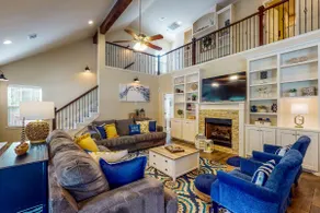 Patio Oasis w/ Hot Tub! Lake Livingston Estate - Image 5