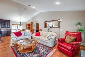 Hawthorne Vacation Rental w/ Access to Cue Lake - Image 5