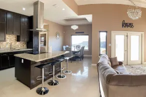 Pool, Patio & Yard: Chic South Texas Home - Image 4