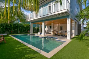 Coastal Luxe 5BR | Golf Fun + Quick Walk to Beach - Image 3