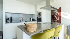 The Golden Oasis Penthouse - Image 4