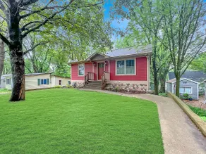 The Cove House off West Lake Okoboji - Image 2