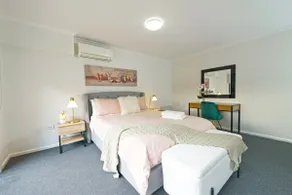 Pet Friendly Ringwood 3BM Home Parking Netflix - Image 3
