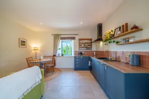 Tan Apartment - Shap - Great for Walkers - Image 5