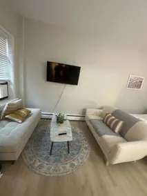 Sleek Back Bay Studio - Image 2