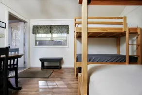 Rustic Cabin 27 - Image 5