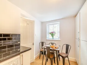 Raven Cottage - Image 3