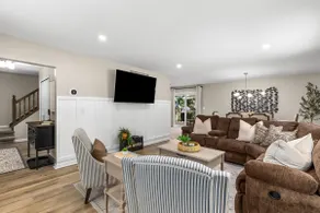 Modern 3BR 2BA Family Home in Commerce Township - Image 2