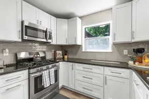 Modern 3BR 2BA Family Home in Commerce Township - Image 5