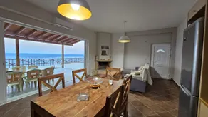 Amazing seafront house with private beach - Image 2