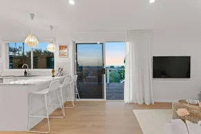 Luxe Oceanview - Bay Views, Beach & Wineries - Image 4
