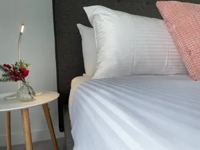 85sqm, safe, quiet, and comfortable, 2 bedrooms, 2 bathrooms, with parking space, big yard, WIFI, 6km, direct tram to CBD, zoo, racecourse - Image 5