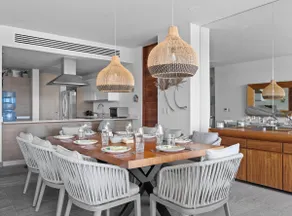 Spectacular 3BR Apartment/w Amazing Rooftop Views - Image 2