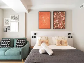 Dobo Cabrera, Double apartment - Image 5
