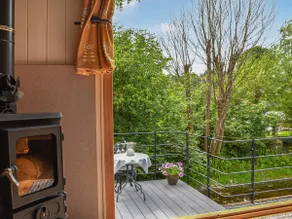 Bechan Brook Hut - Image 2