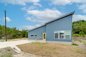 Canyon Lake Oasis: Backyard & Wraparound Deck! - Image 3