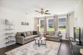Blue Cove Retreat-Sleeps 6 w/Pvt Pool, Near Marina - Image 2