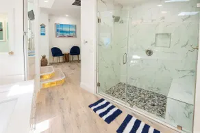 Huge Beachview Home Pool Updated - Image 4