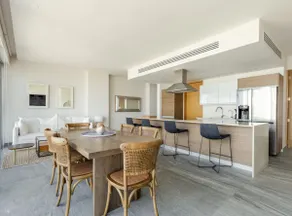 Riva 507 · Luxury 3 Br Condo* Near the beach - Image 3