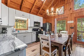 Cabin Fever - Hot Tub - Game Room - Dog Friendly - Image 4