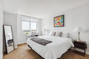2BR Luxury City Suite With Gym & Pool - Image 3