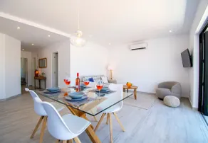 Beach House Apartment - Image 3