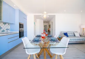 Beach House Apartment - Image 2