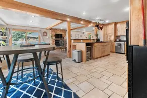 Spacious Oasis on Monument Ave | Pool NOW OPEN - Image 4