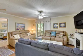 Lakefront Fair Play Vacation Rental, Pets Welcome! - Image 4