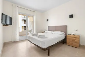 Modern Canal View Apartment with Terrace (5) - Image 5