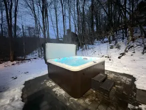 The Mountain Escape - Hot Tub & Game Loft - Image 3