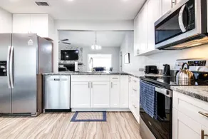 Pet-Friendly Retreat | Sunroom & Fenced Yard - Image 4